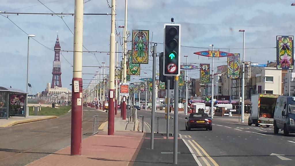 Airedale Hotel Blackpool Exteriör bild